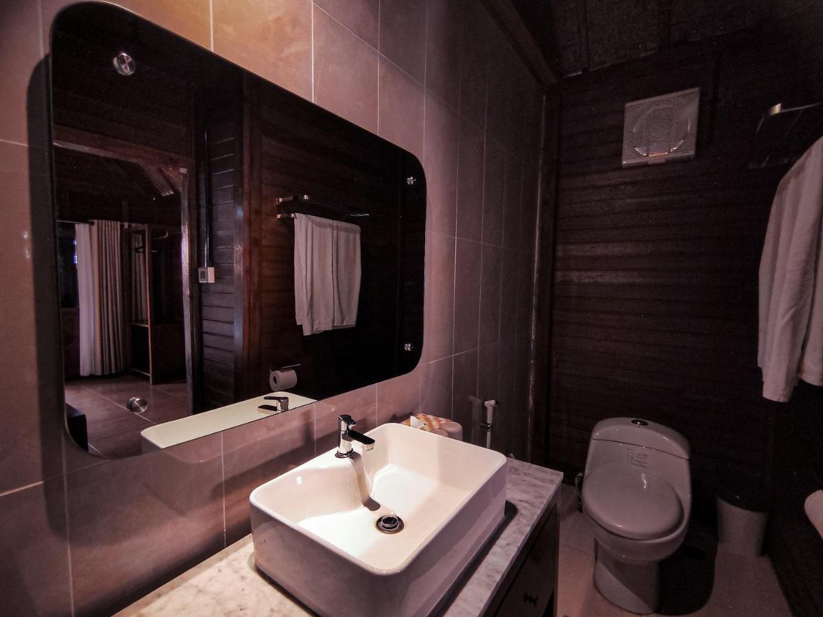 Uli Wood Villa, Jimbaran Bali - Near Gwk ภายนอก รูปภาพ