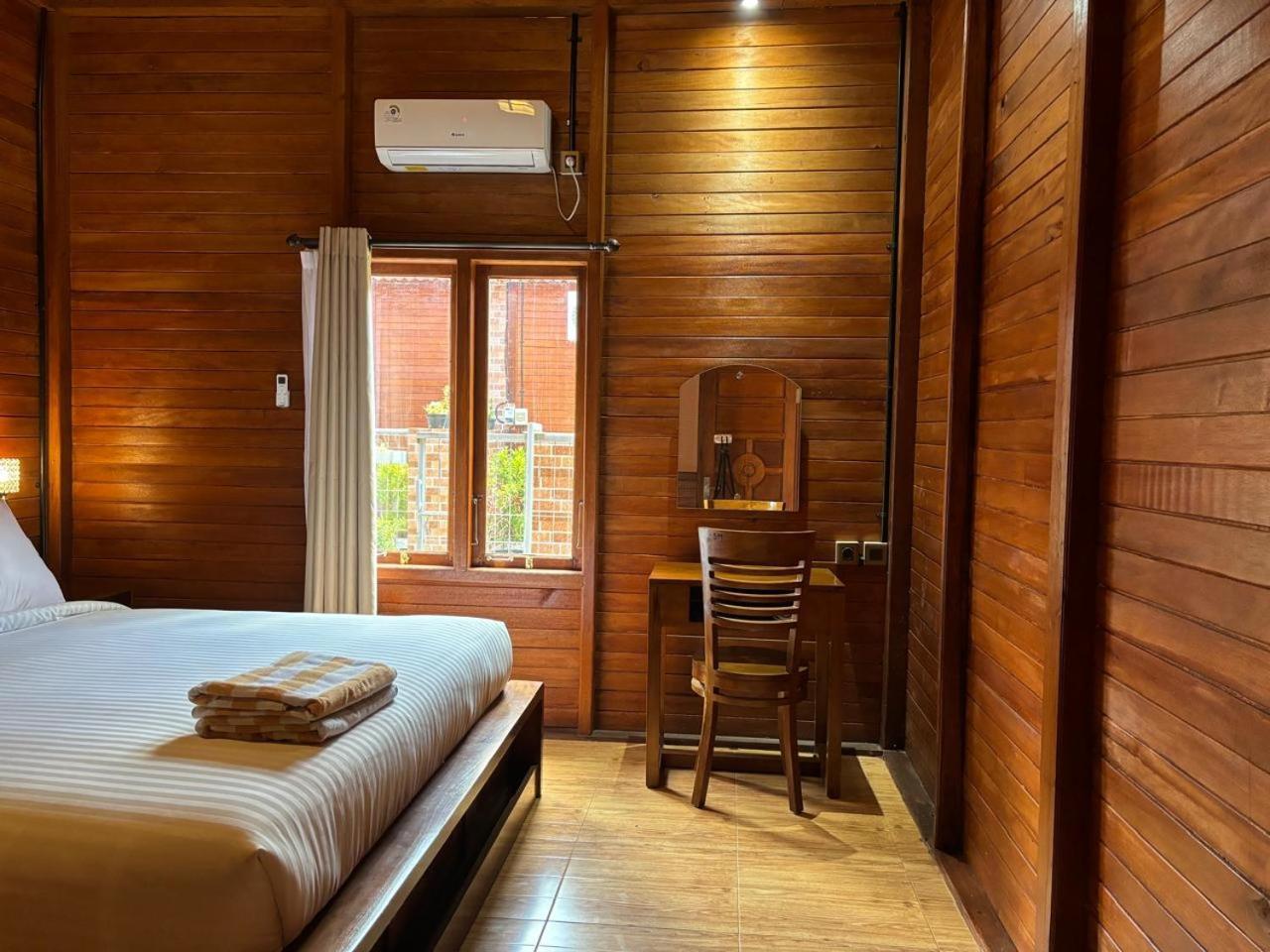 Uli Wood Villa, Jimbaran Bali - Near Gwk ภายนอก รูปภาพ