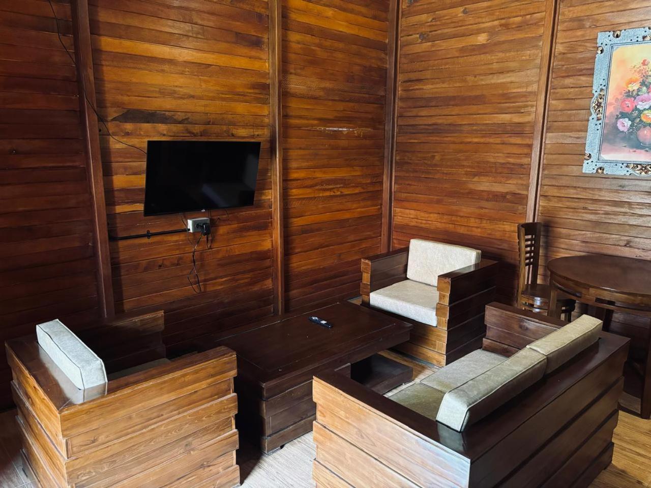 Uli Wood Villa, Jimbaran Bali - Near Gwk ภายนอก รูปภาพ